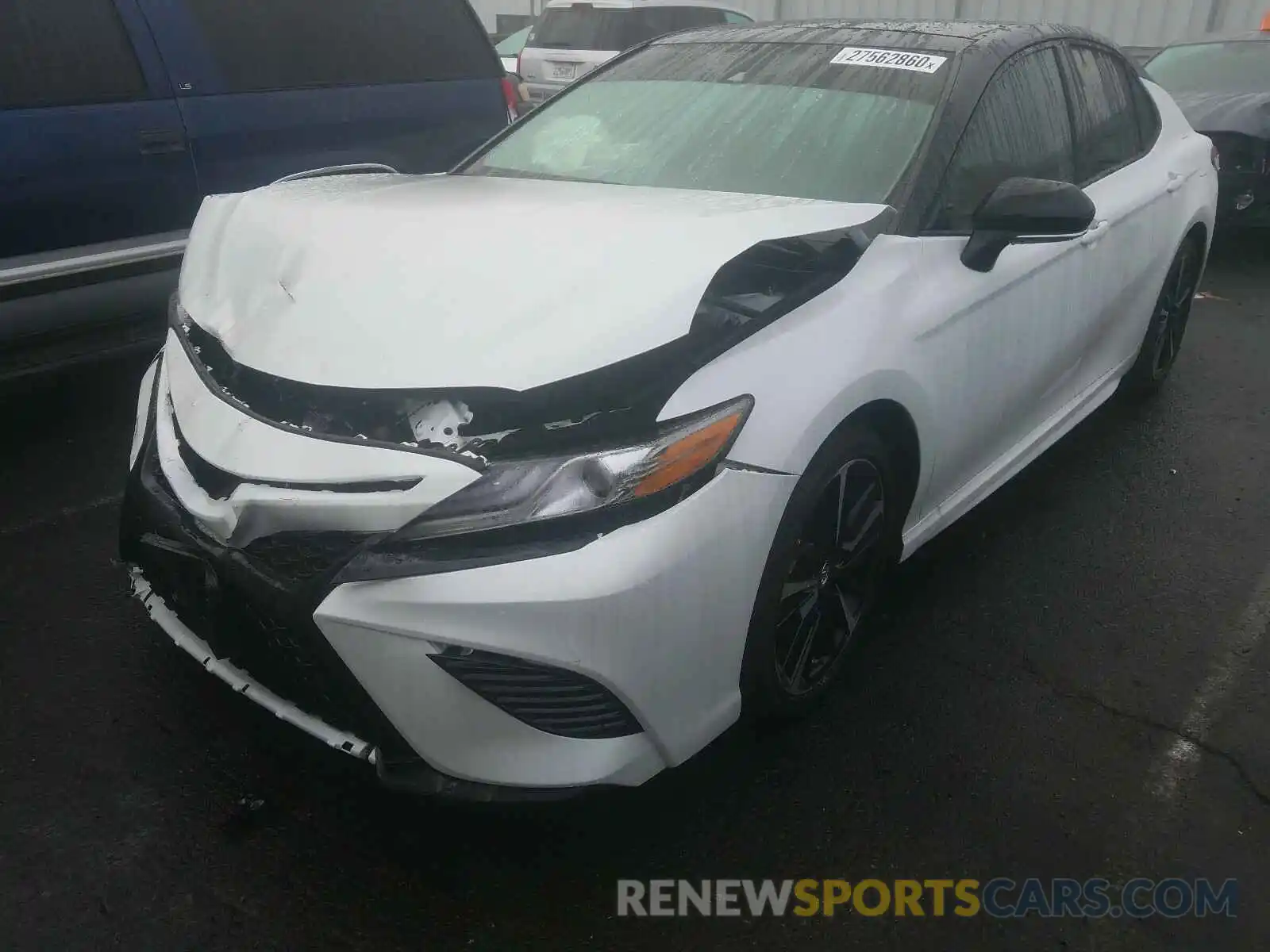 2 Photograph of a damaged car 4T1B61HK4KU271217 TOYOTA CAMRY 2019