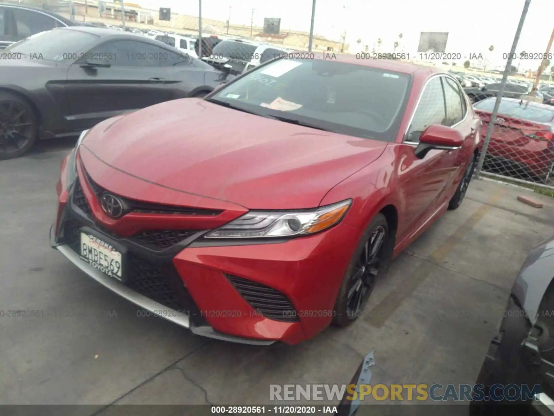 2 Photograph of a damaged car 4T1B61HK4KU281682 TOYOTA CAMRY 2019