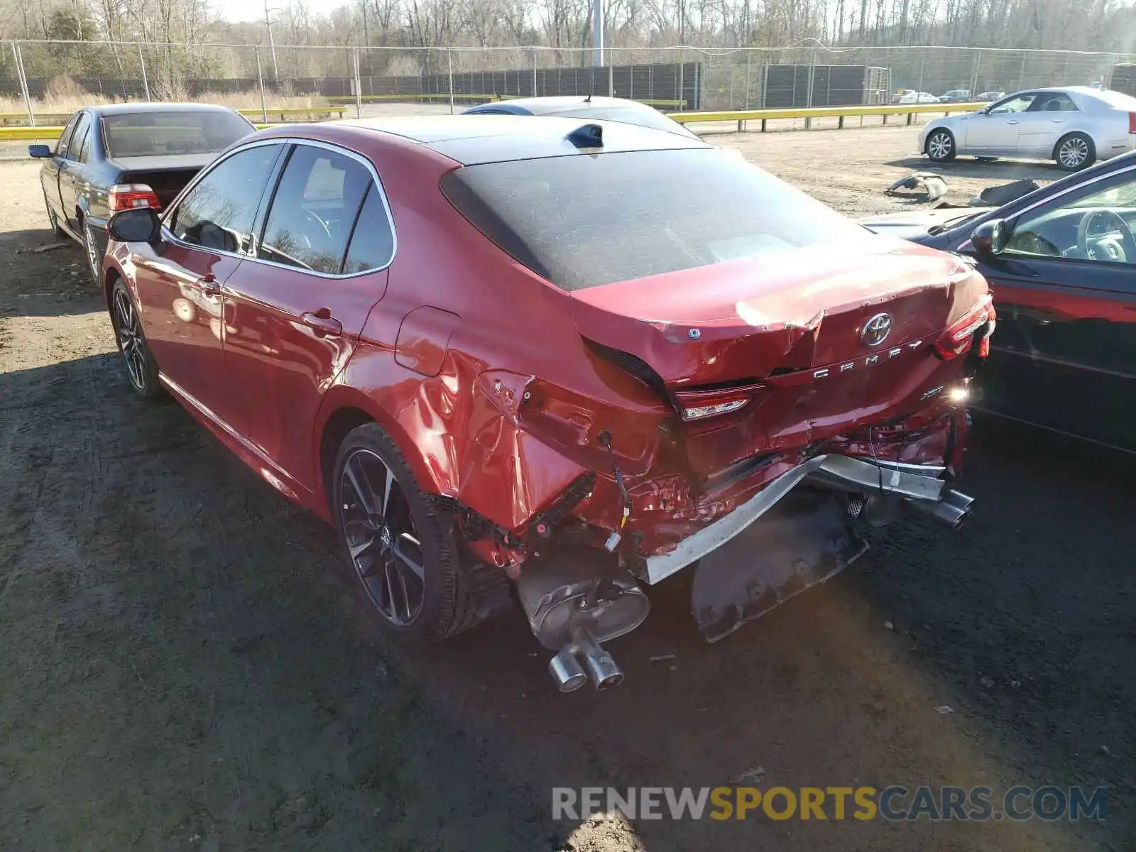 3 Photograph of a damaged car 4T1B61HK4KU287224 TOYOTA CAMRY 2019