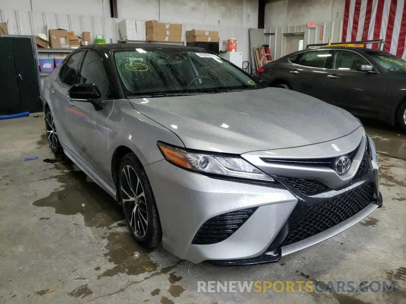 1 Photograph of a damaged car 4T1B61HK4KU293847 TOYOTA CAMRY 2019