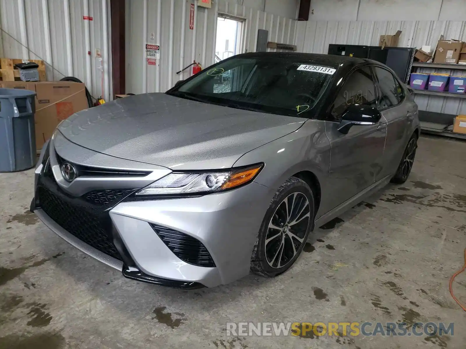 2 Photograph of a damaged car 4T1B61HK4KU293847 TOYOTA CAMRY 2019