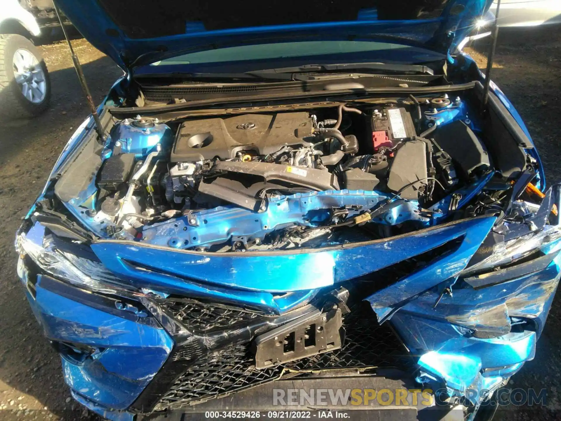 10 Photograph of a damaged car 4T1B61HK4KU297123 TOYOTA CAMRY 2019