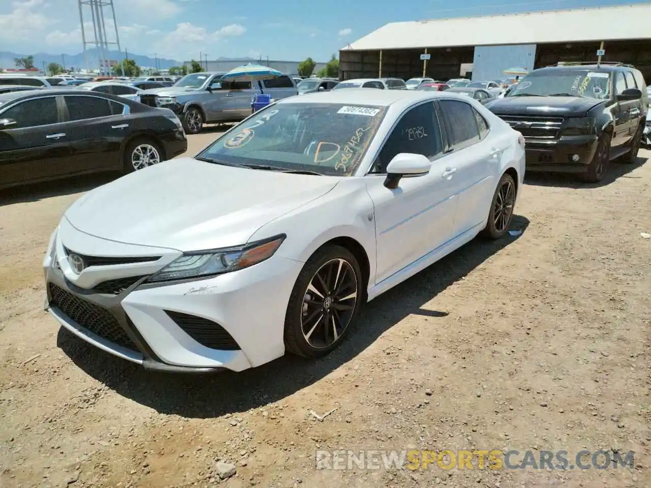 2 Photograph of a damaged car 4T1B61HK4KU299454 TOYOTA CAMRY 2019