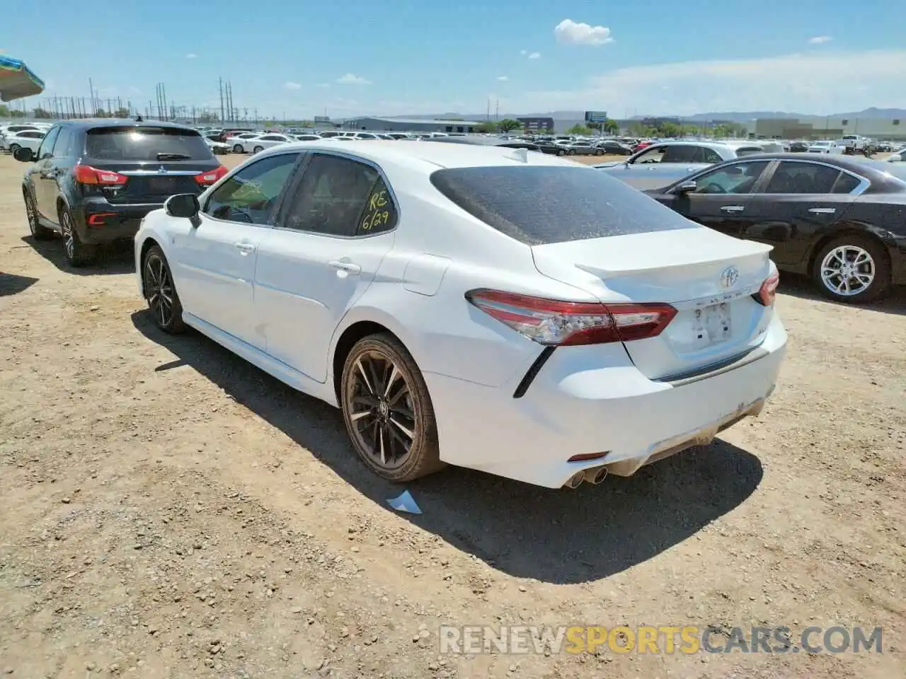 3 Photograph of a damaged car 4T1B61HK4KU299454 TOYOTA CAMRY 2019