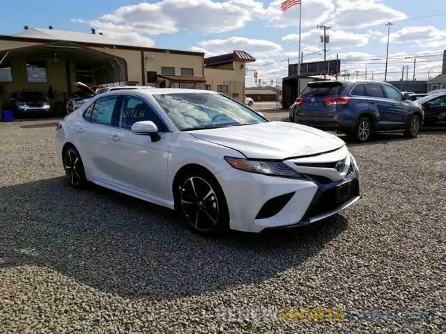 1 Photograph of a damaged car 4T1B61HK4KU691012 TOYOTA CAMRY 2019