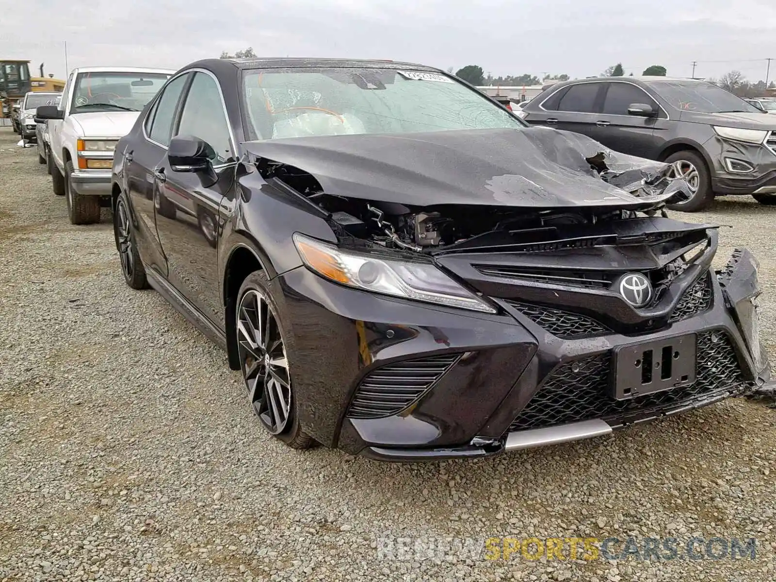 1 Photograph of a damaged car 4T1B61HK4KU694654 TOYOTA CAMRY 2019