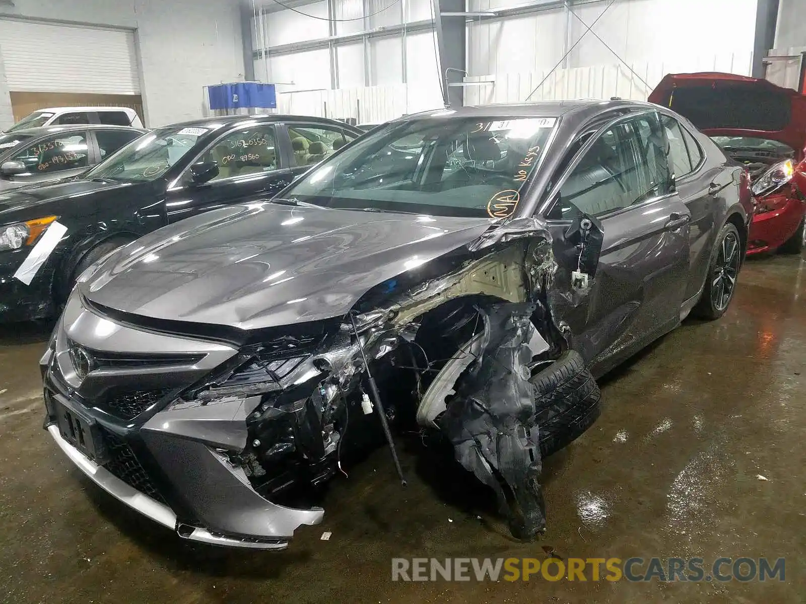 2 Photograph of a damaged car 4T1B61HK4KU696498 TOYOTA CAMRY 2019