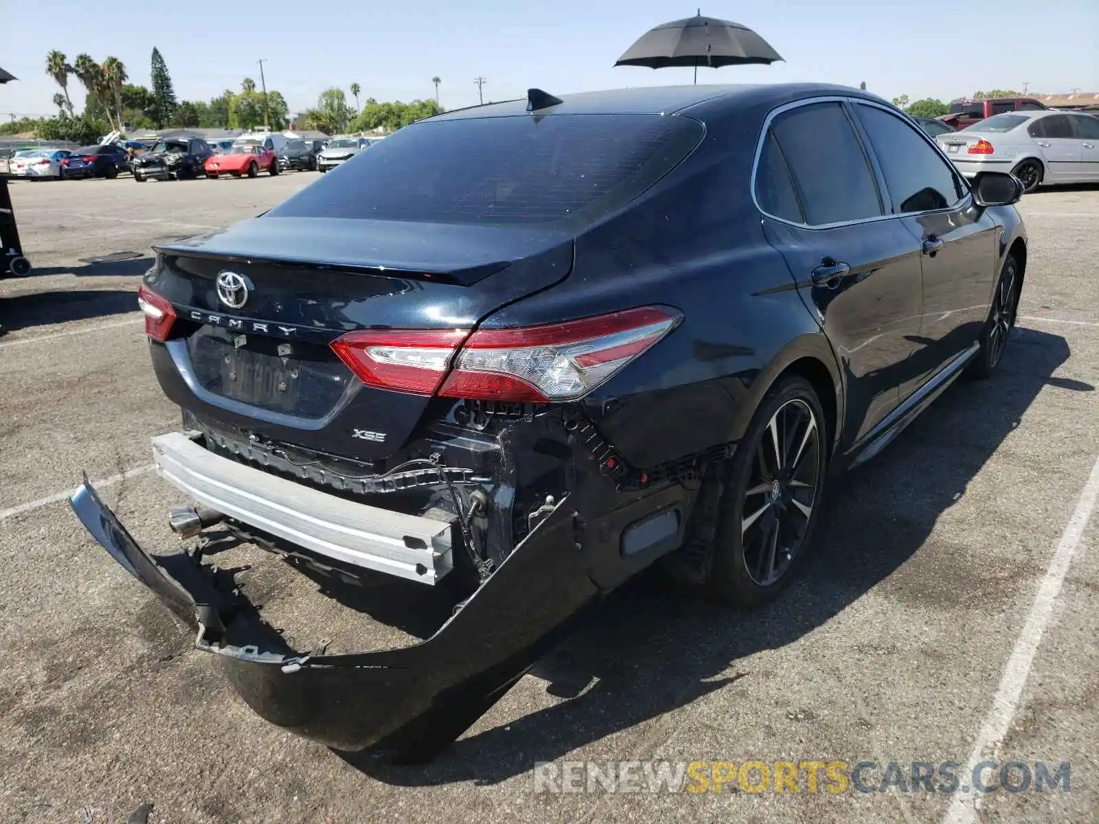 4 Photograph of a damaged car 4T1B61HK4KU719505 TOYOTA CAMRY 2019