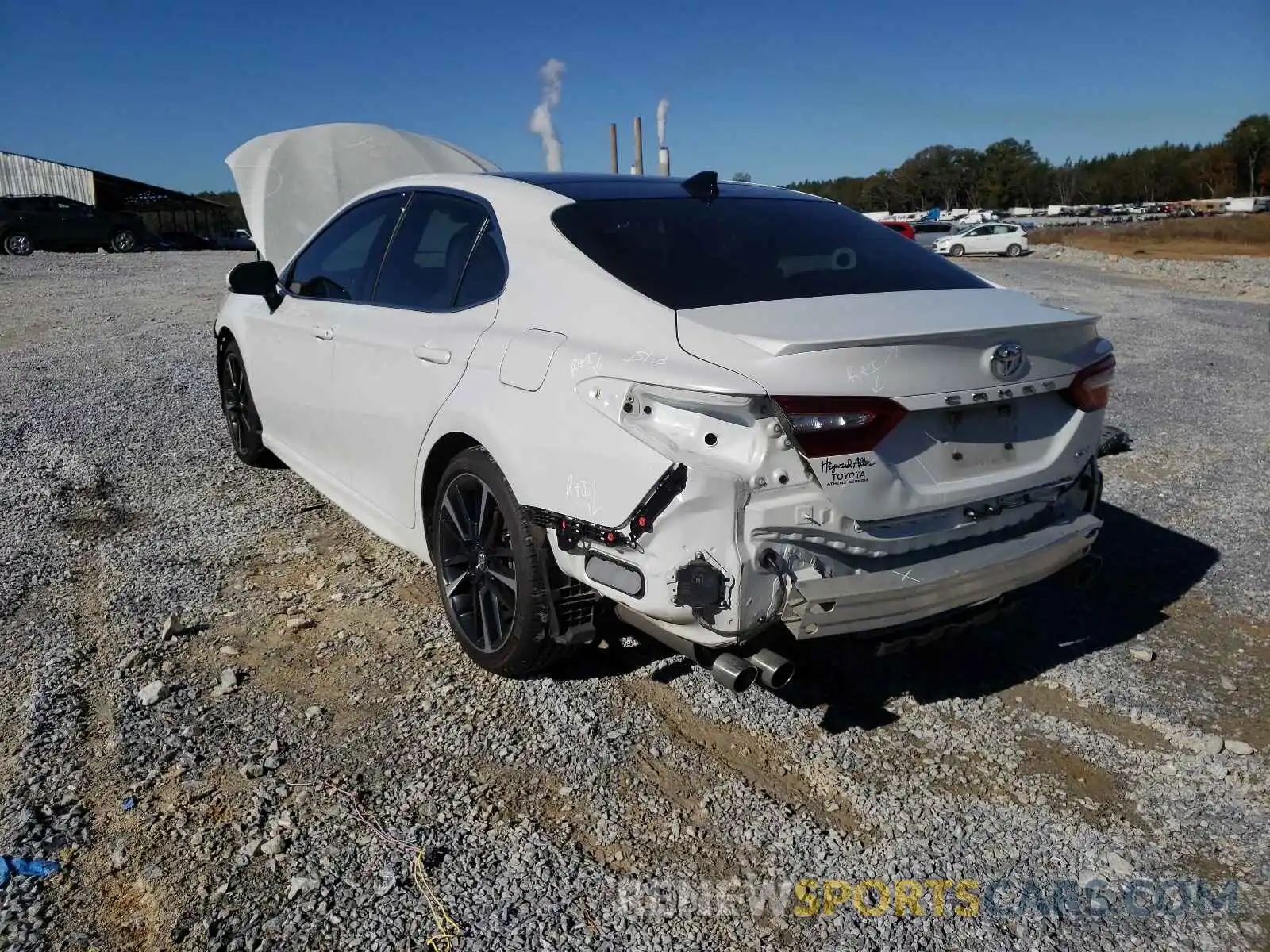 3 Photograph of a damaged car 4T1B61HK4KU723151 TOYOTA CAMRY 2019