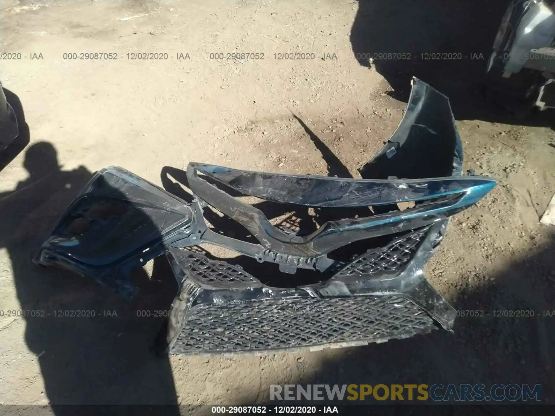 12 Photograph of a damaged car 4T1B61HK4KU744078 TOYOTA CAMRY 2019