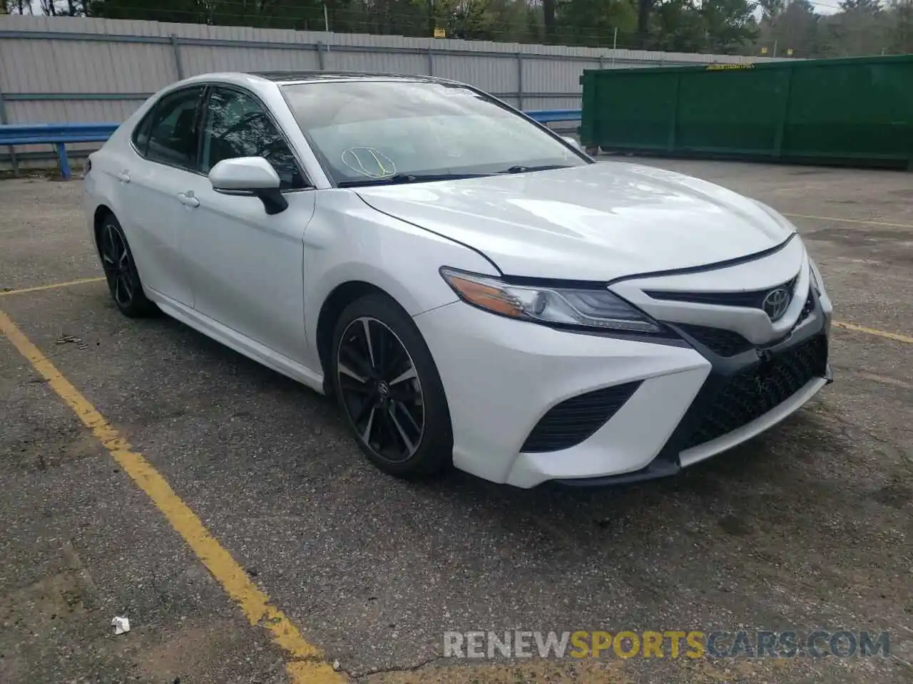 1 Photograph of a damaged car 4T1B61HK4KU746414 TOYOTA CAMRY 2019