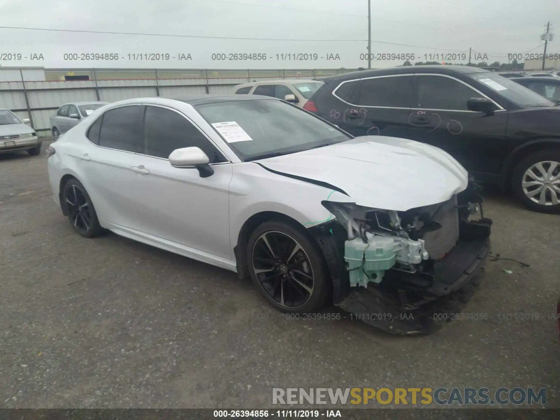 1 Photograph of a damaged car 4T1B61HK4KU754822 TOYOTA CAMRY 2019