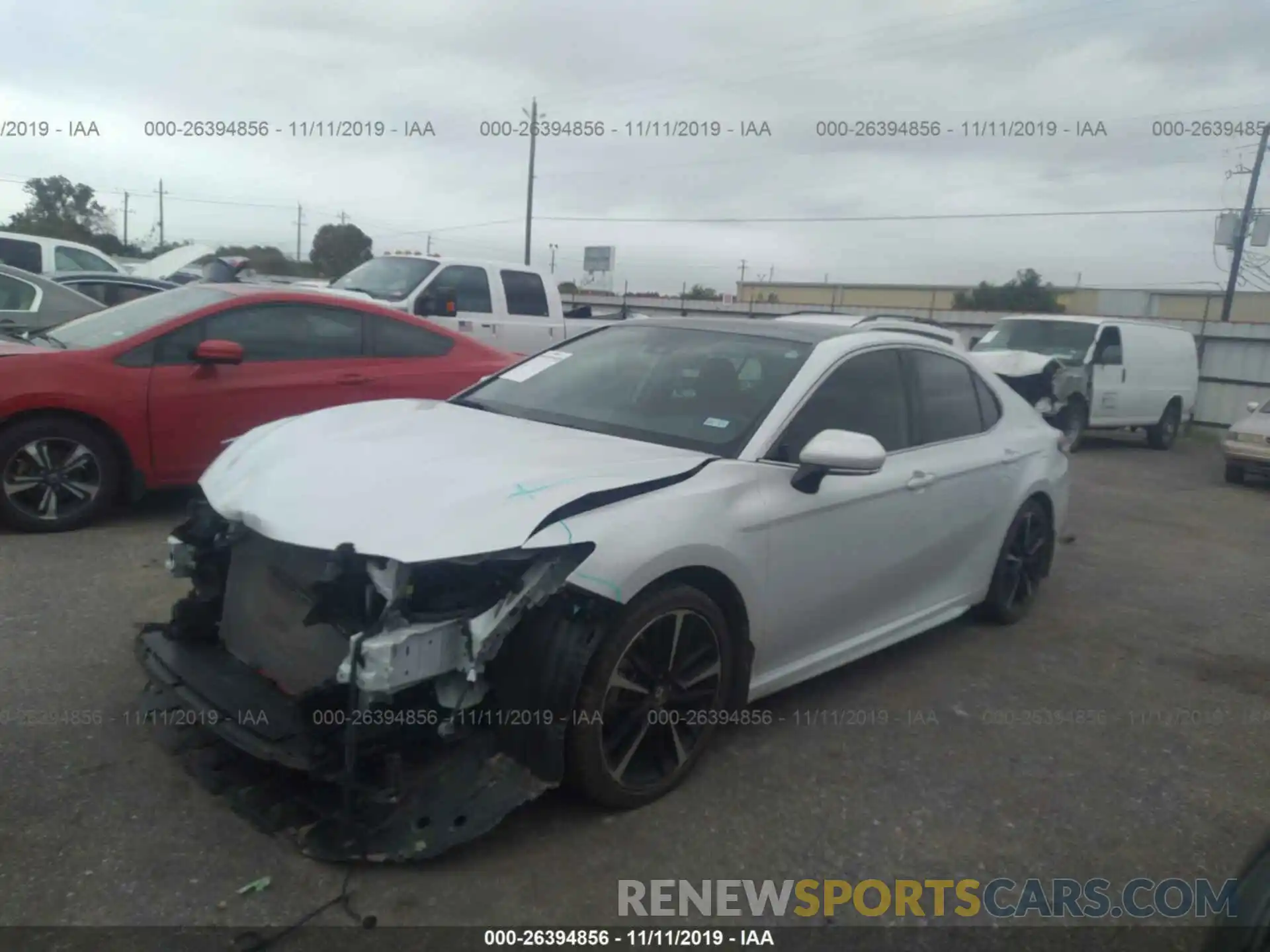 2 Photograph of a damaged car 4T1B61HK4KU754822 TOYOTA CAMRY 2019