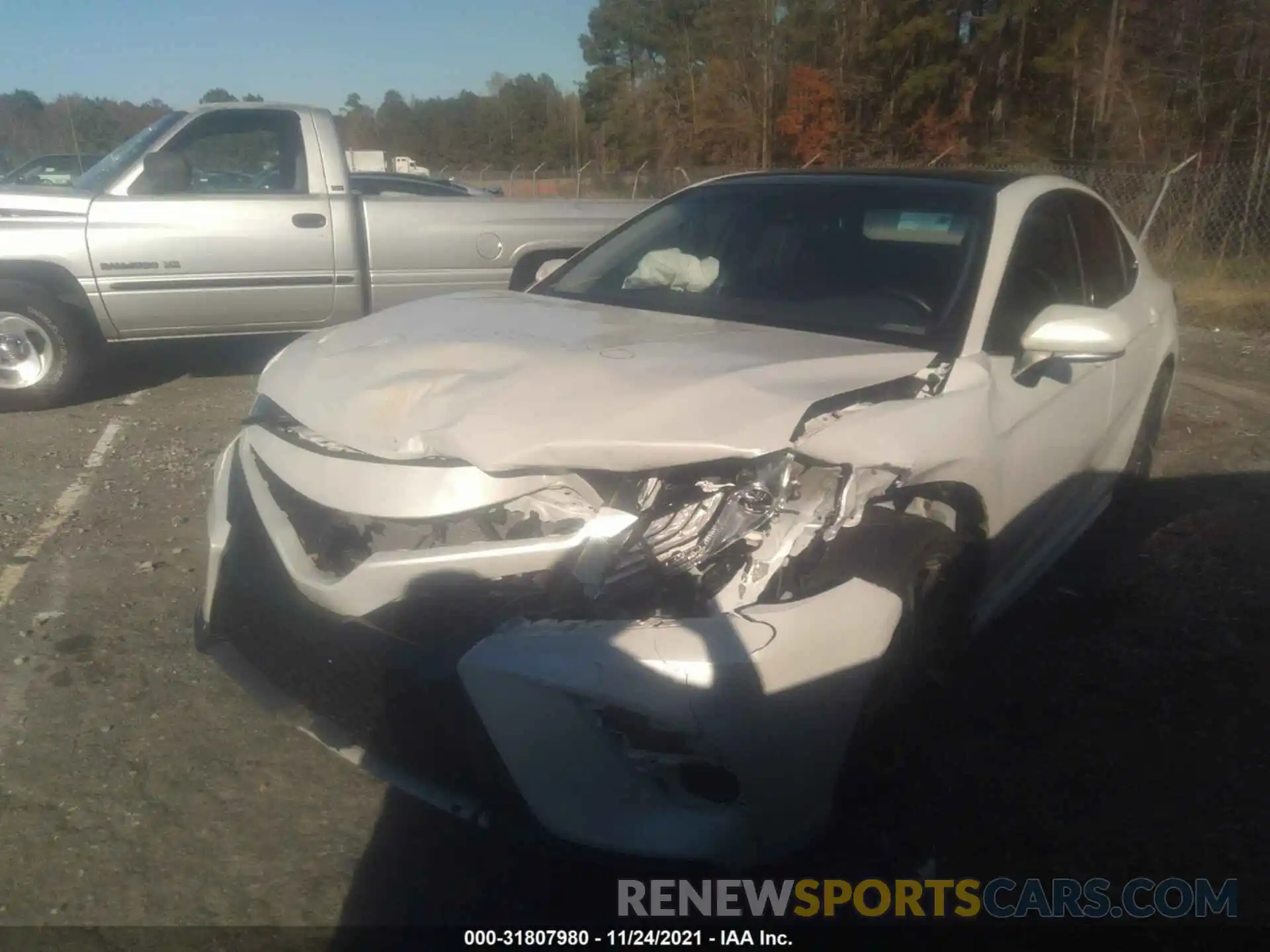 2 Photograph of a damaged car 4T1B61HK4KU755162 TOYOTA CAMRY 2019