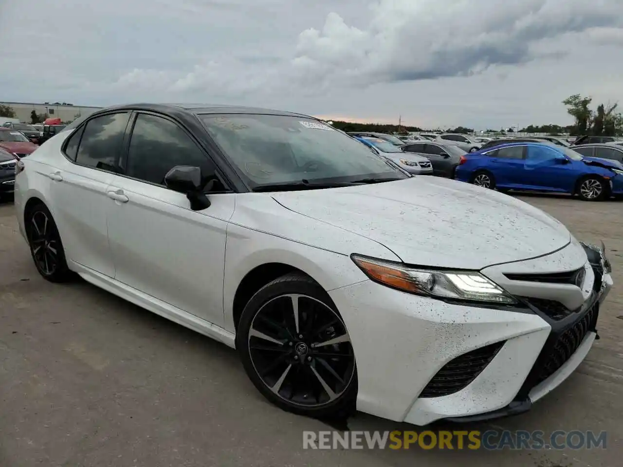 1 Photograph of a damaged car 4T1B61HK4KU759809 TOYOTA CAMRY 2019