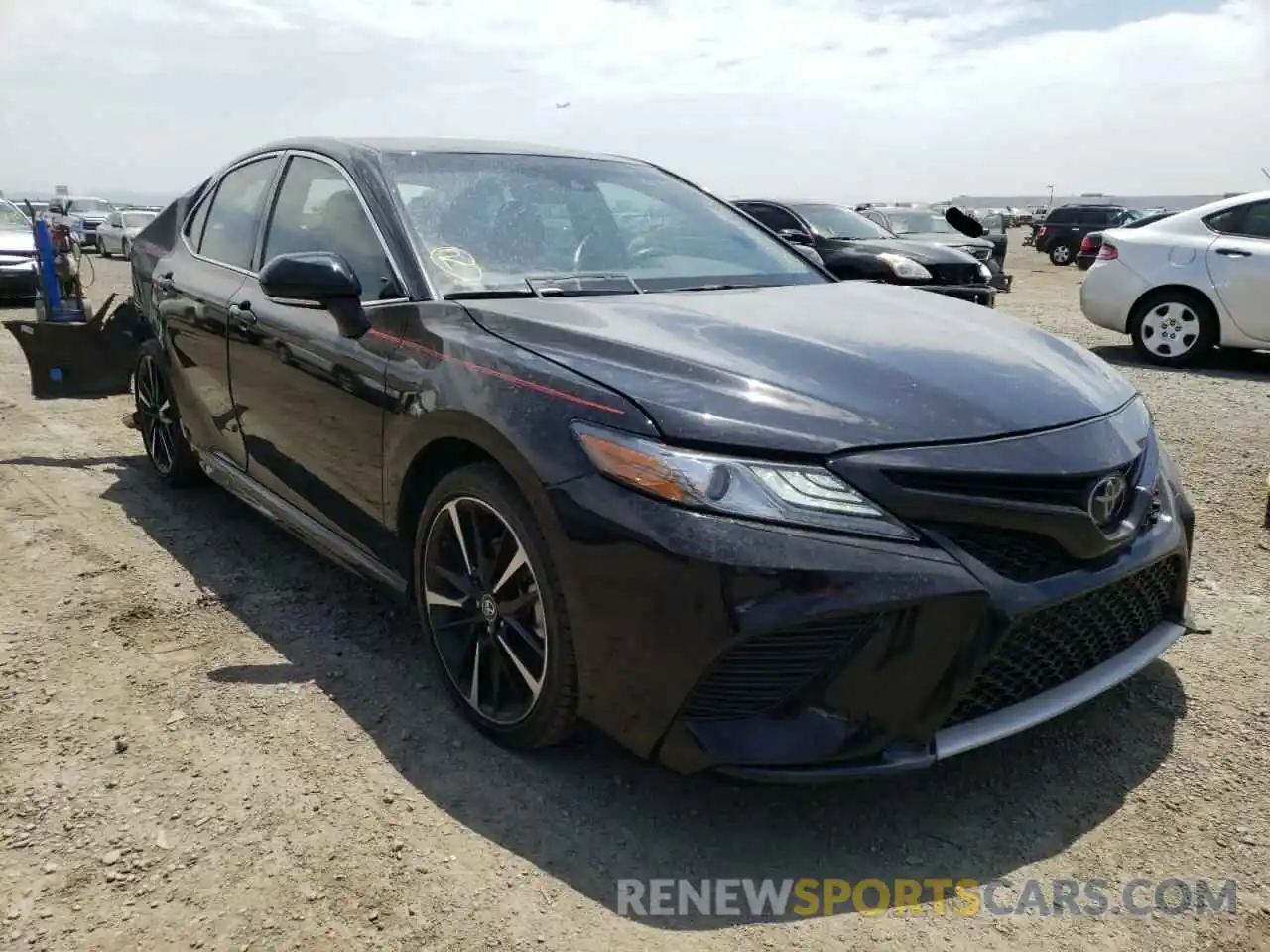 1 Photograph of a damaged car 4T1B61HK4KU760894 TOYOTA CAMRY 2019