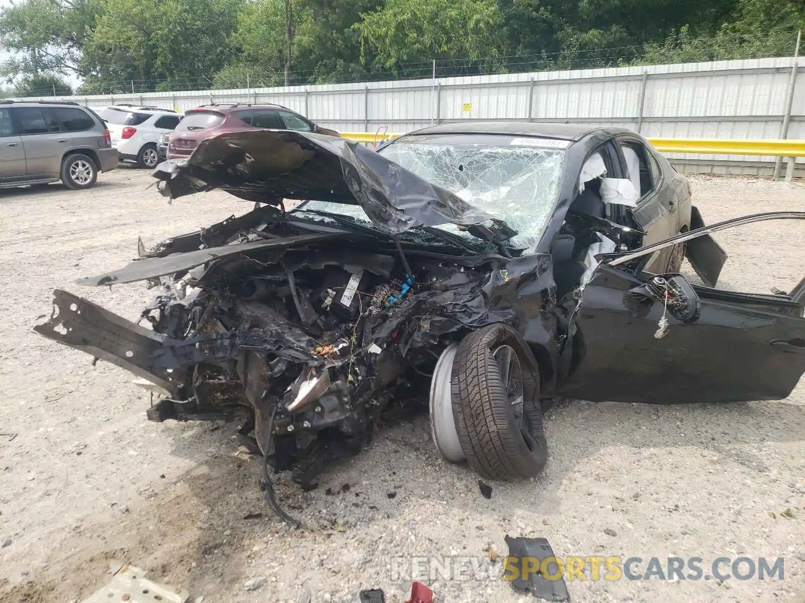 2 Photograph of a damaged car 4T1B61HK4KU764962 TOYOTA CAMRY 2019