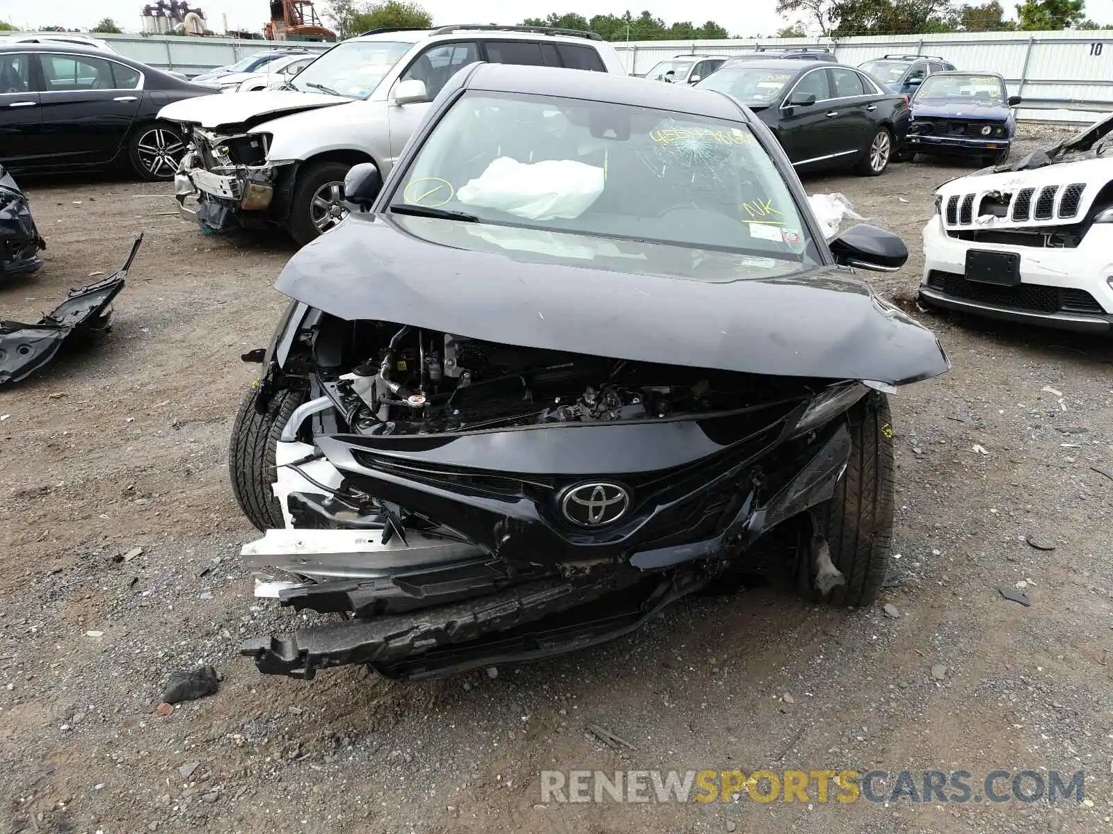 9 Photograph of a damaged car 4T1B61HK4KU770986 TOYOTA CAMRY 2019