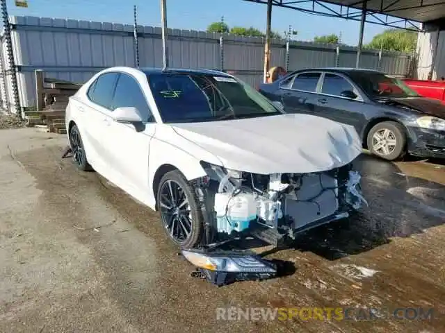 1 Photograph of a damaged car 4T1B61HK4KU773189 TOYOTA CAMRY 2019