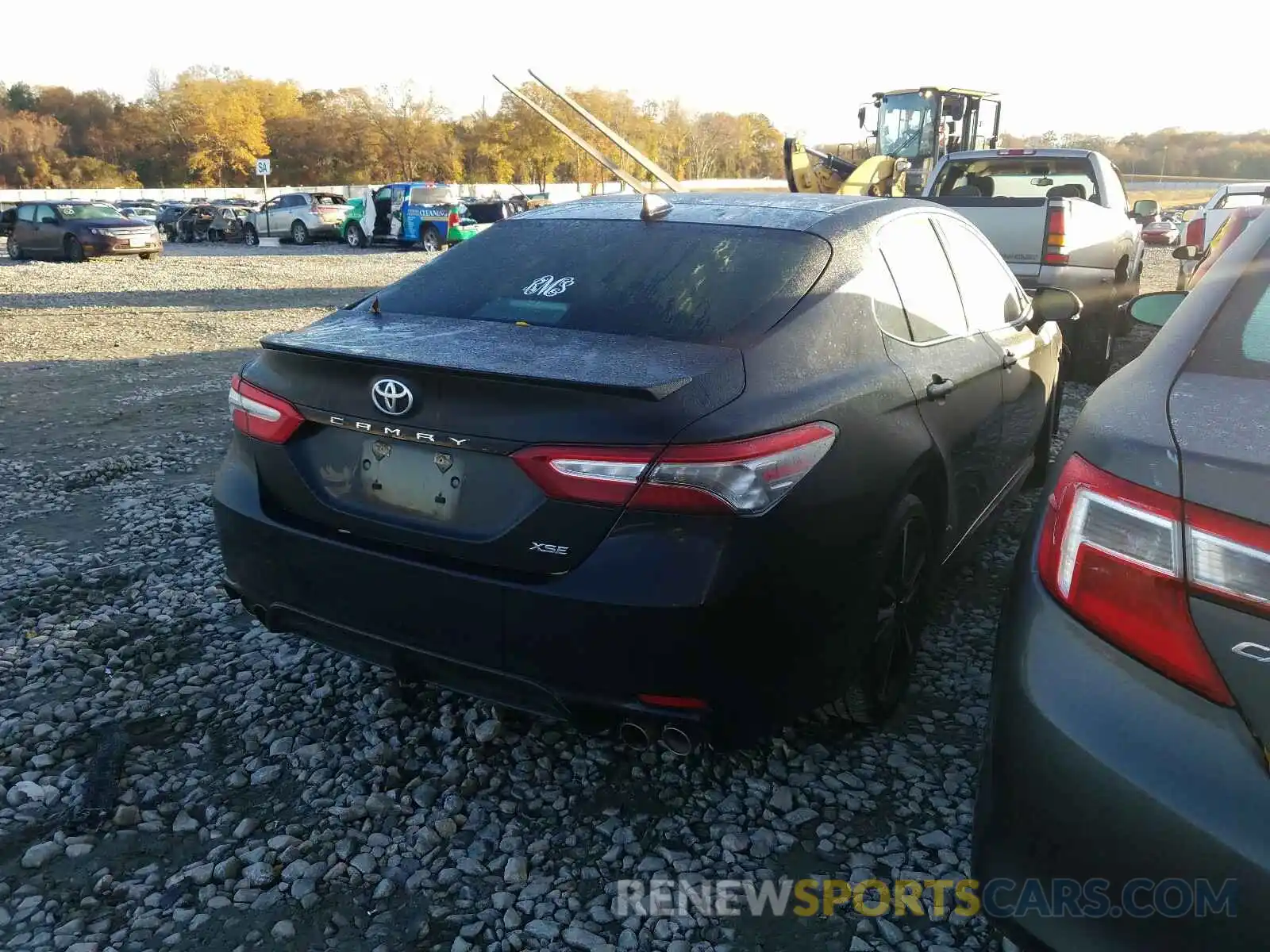 4 Photograph of a damaged car 4T1B61HK4KU785360 TOYOTA CAMRY 2019