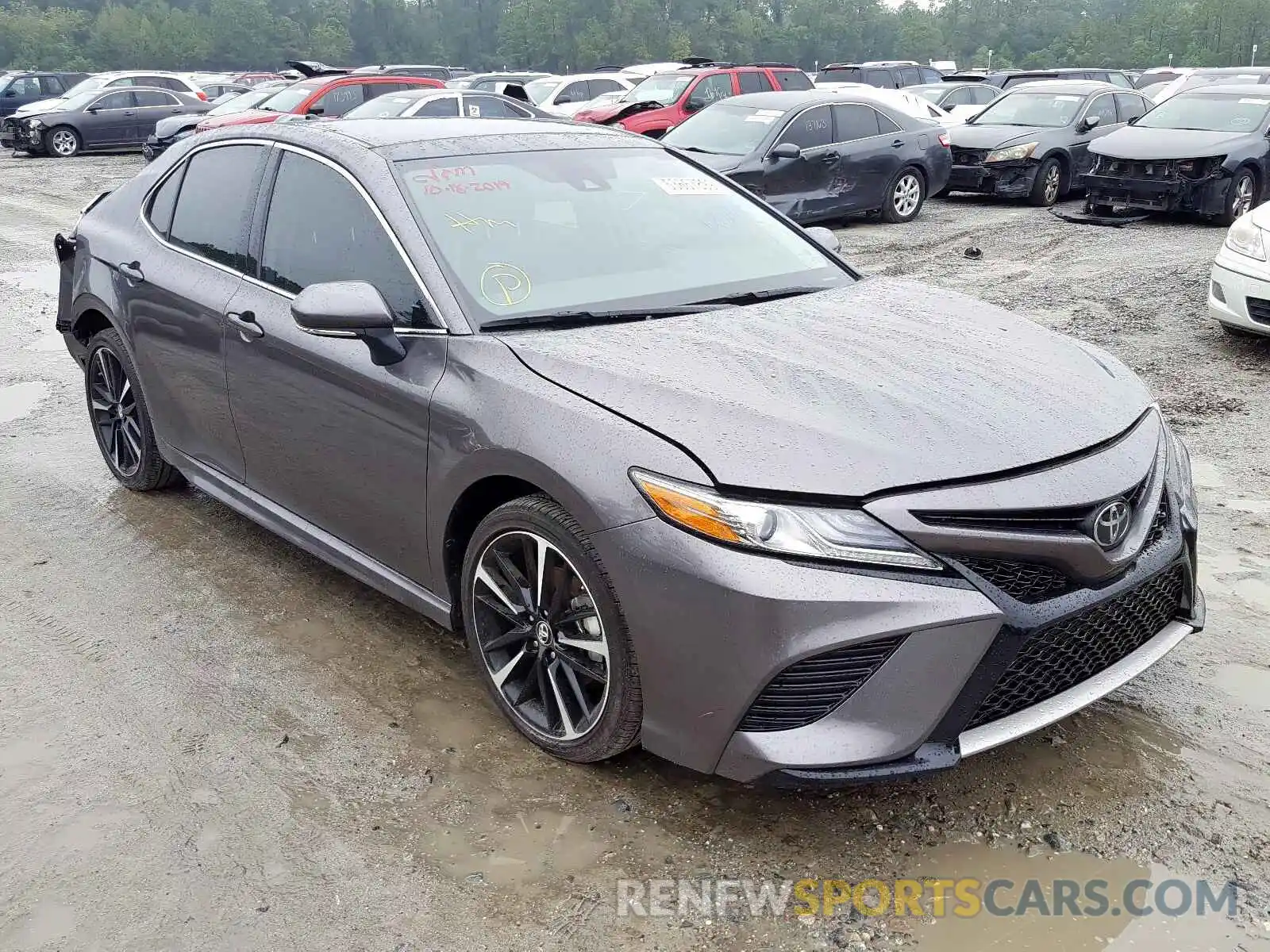 1 Photograph of a damaged car 4T1B61HK4KU792793 TOYOTA CAMRY 2019