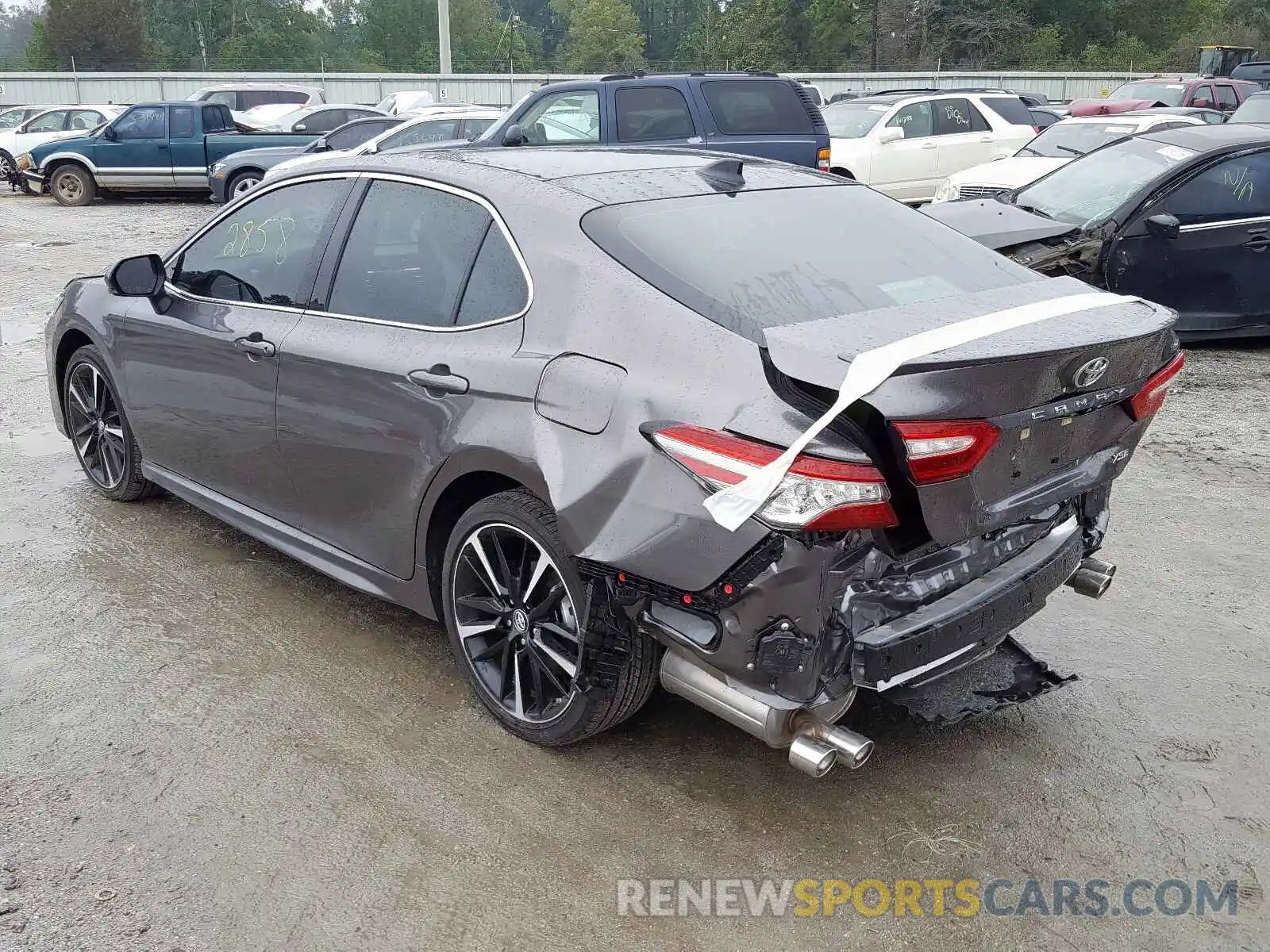 3 Photograph of a damaged car 4T1B61HK4KU792793 TOYOTA CAMRY 2019