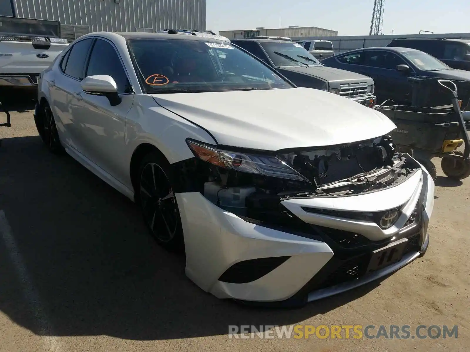 1 Photograph of a damaged car 4T1B61HK4KU809544 TOYOTA CAMRY 2019