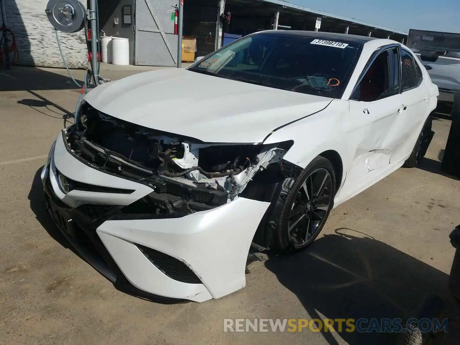 2 Photograph of a damaged car 4T1B61HK4KU809544 TOYOTA CAMRY 2019