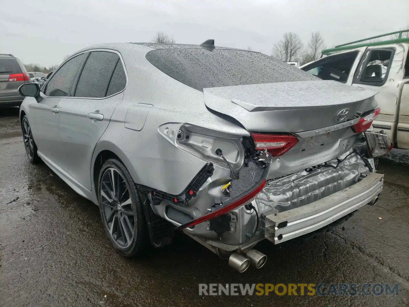 3 Photograph of a damaged car 4T1B61HK4KU837313 TOYOTA CAMRY 2019