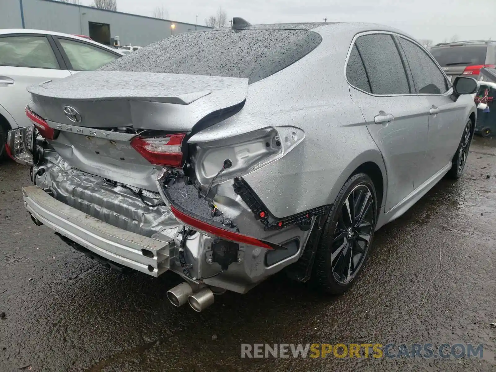 4 Photograph of a damaged car 4T1B61HK4KU837313 TOYOTA CAMRY 2019