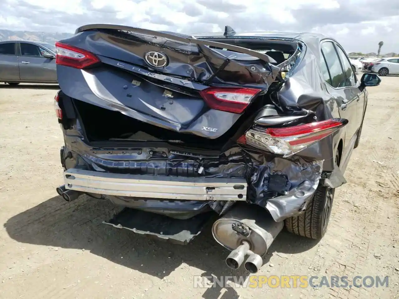 9 Photograph of a damaged car 4T1B61HK4KU838302 TOYOTA CAMRY 2019