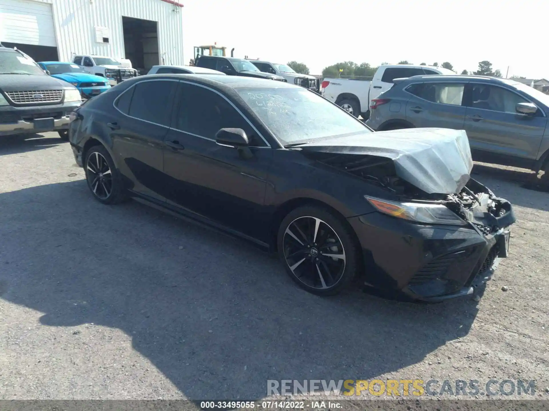 1 Photograph of a damaged car 4T1B61HK4KU852118 TOYOTA CAMRY 2019