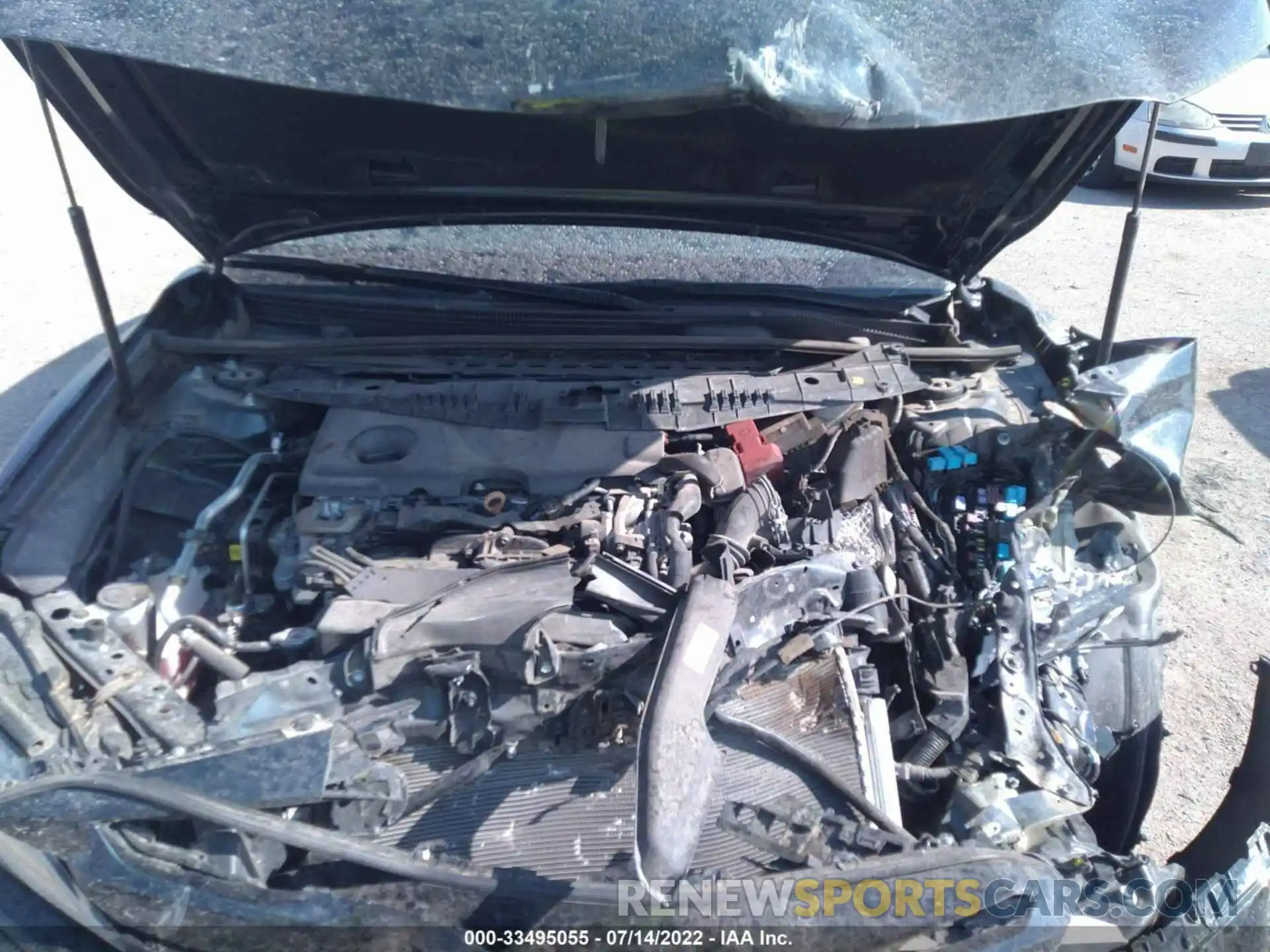 10 Photograph of a damaged car 4T1B61HK4KU852118 TOYOTA CAMRY 2019