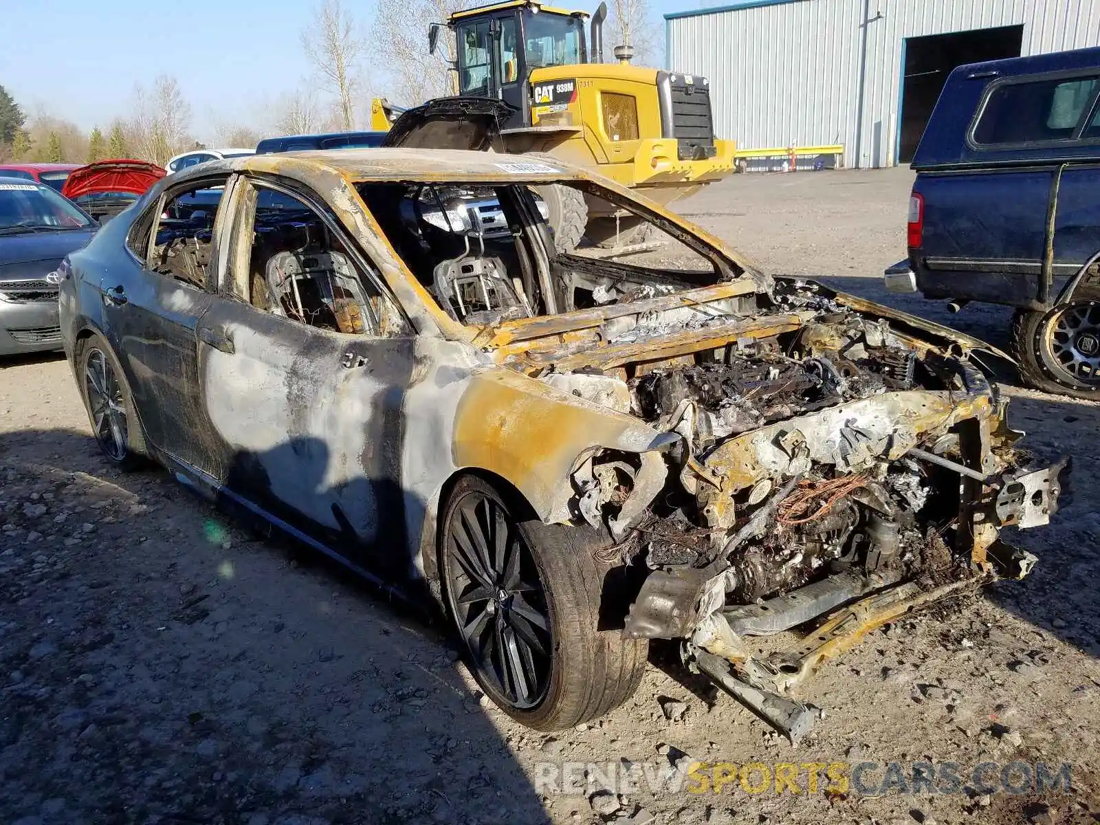 1 Photograph of a damaged car 4T1B61HK5K4793760 TOYOTA CAMRY 2019