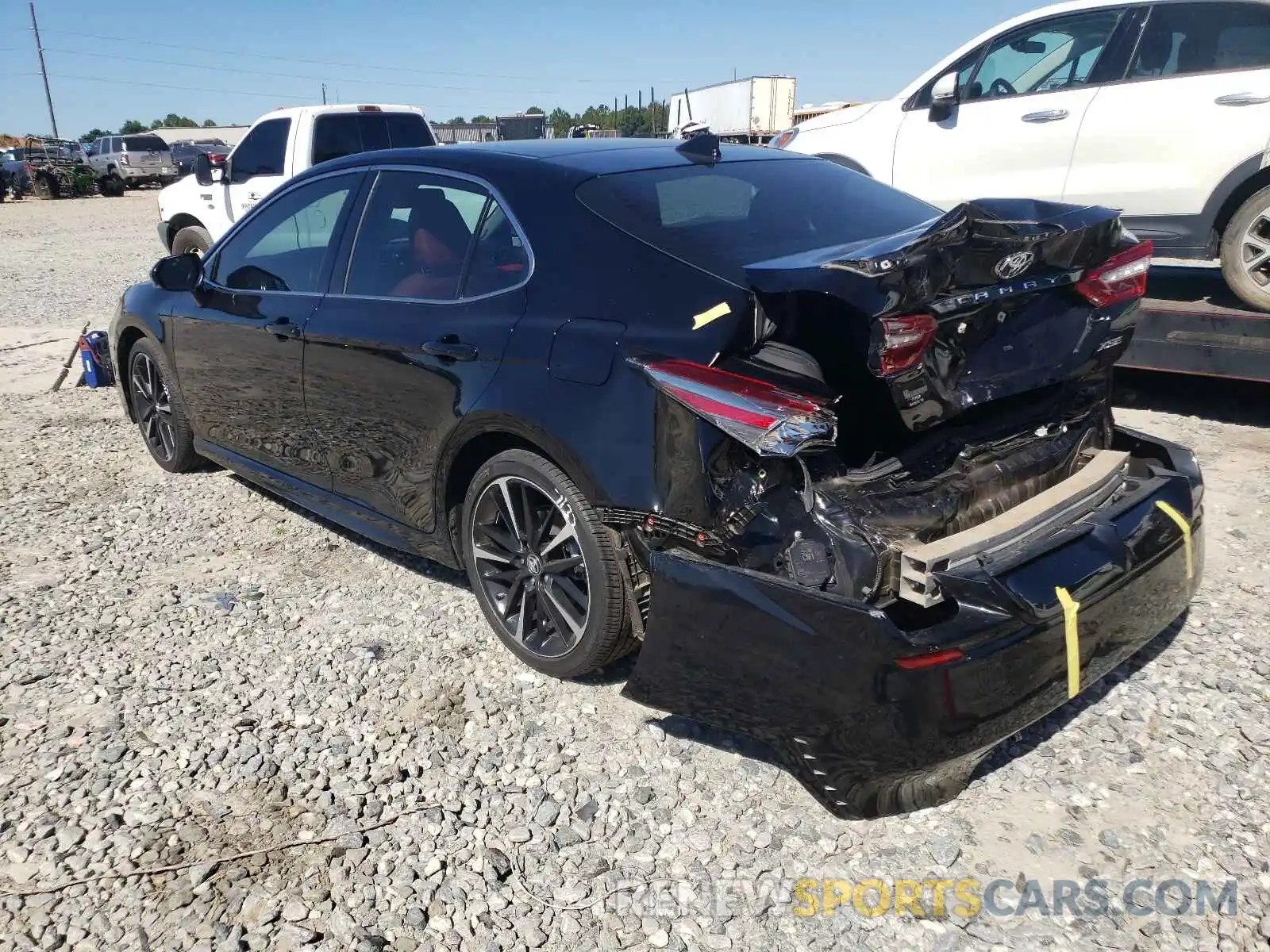 3 Photograph of a damaged car 4T1B61HK5KU164984 TOYOTA CAMRY 2019