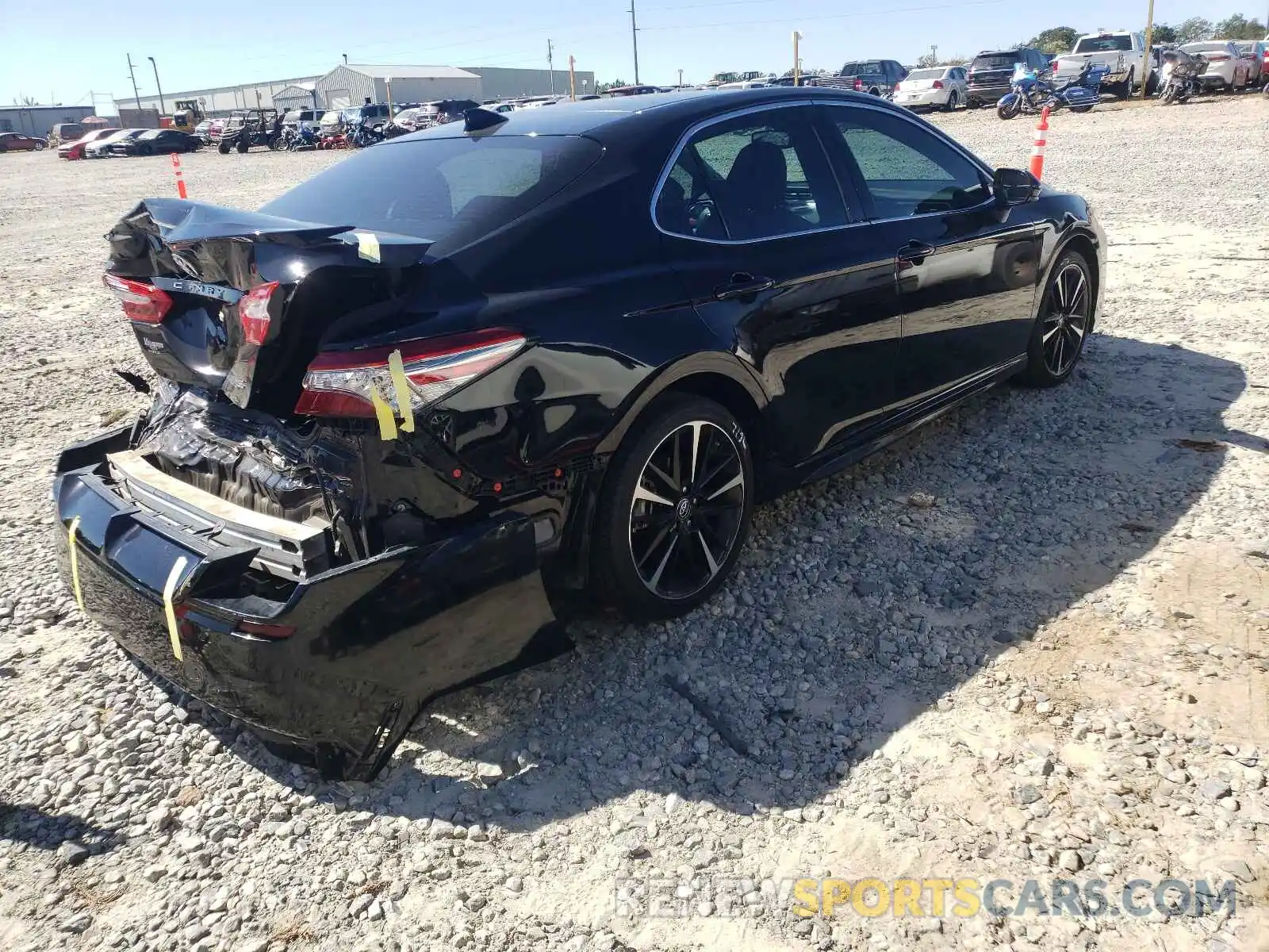 4 Photograph of a damaged car 4T1B61HK5KU164984 TOYOTA CAMRY 2019