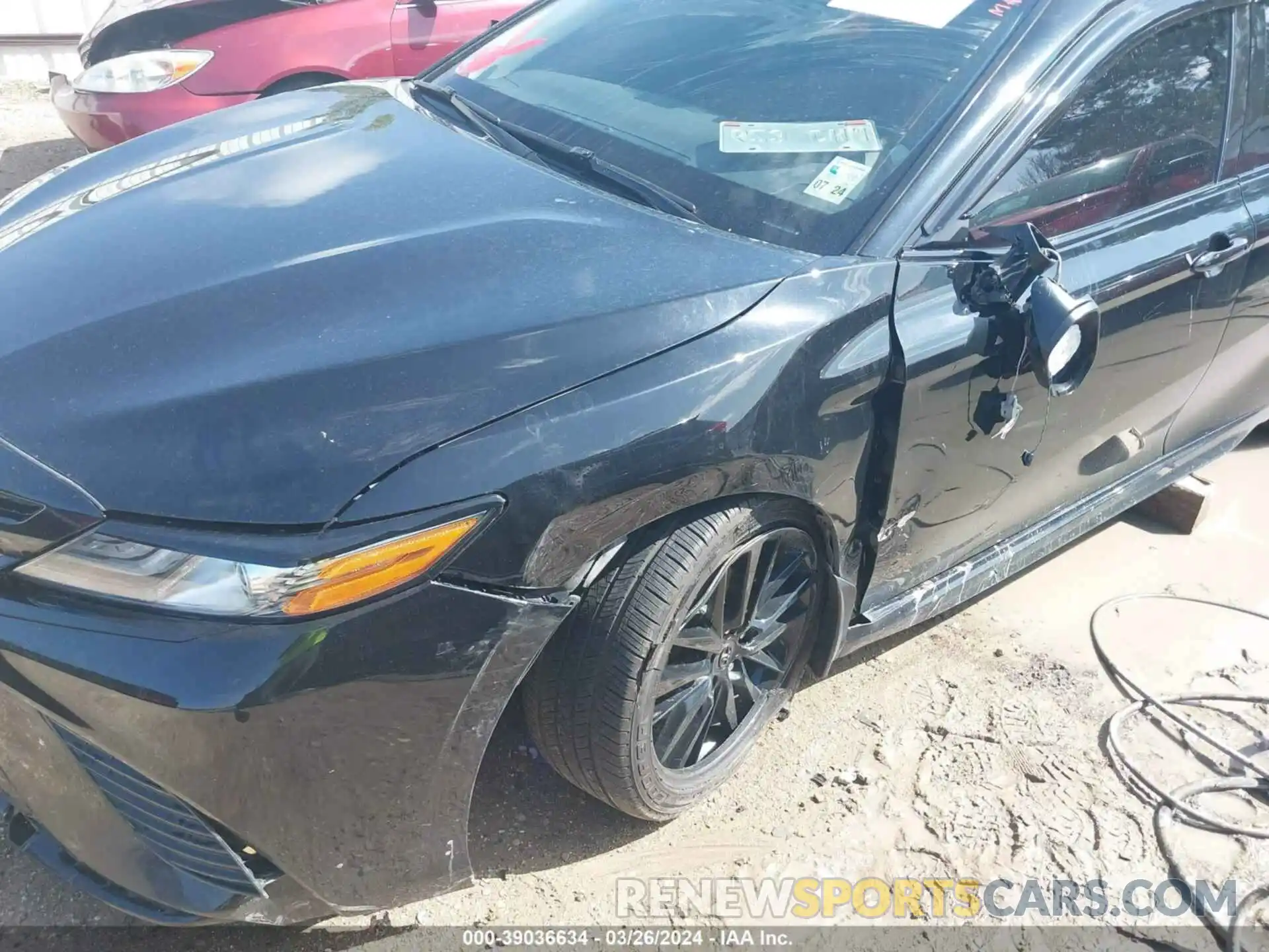 6 Photograph of a damaged car 4T1B61HK5KU165018 TOYOTA CAMRY 2019