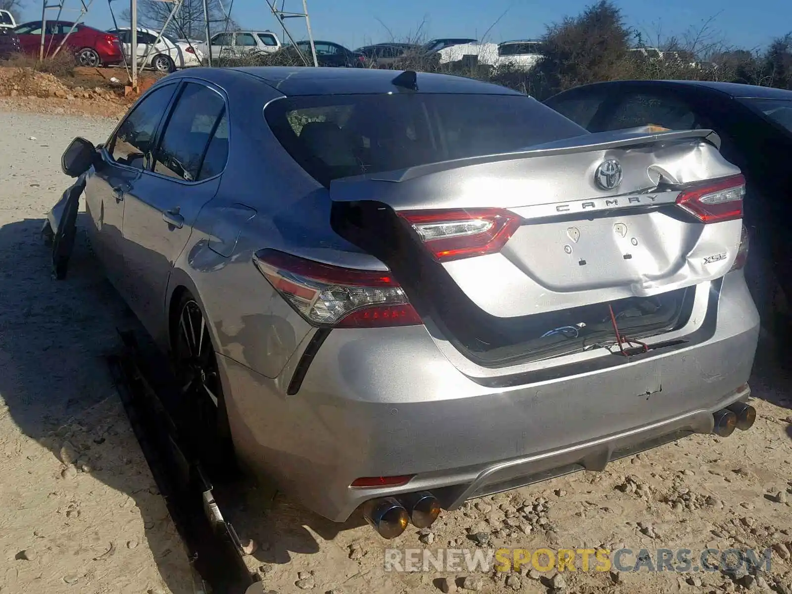 3 Photograph of a damaged car 4T1B61HK5KU166377 TOYOTA CAMRY 2019