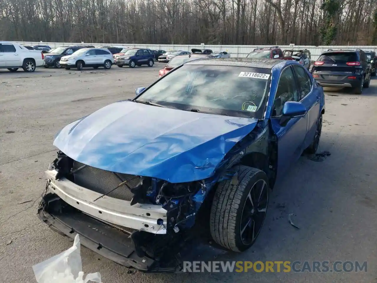 2 Photograph of a damaged car 4T1B61HK5KU190680 TOYOTA CAMRY 2019