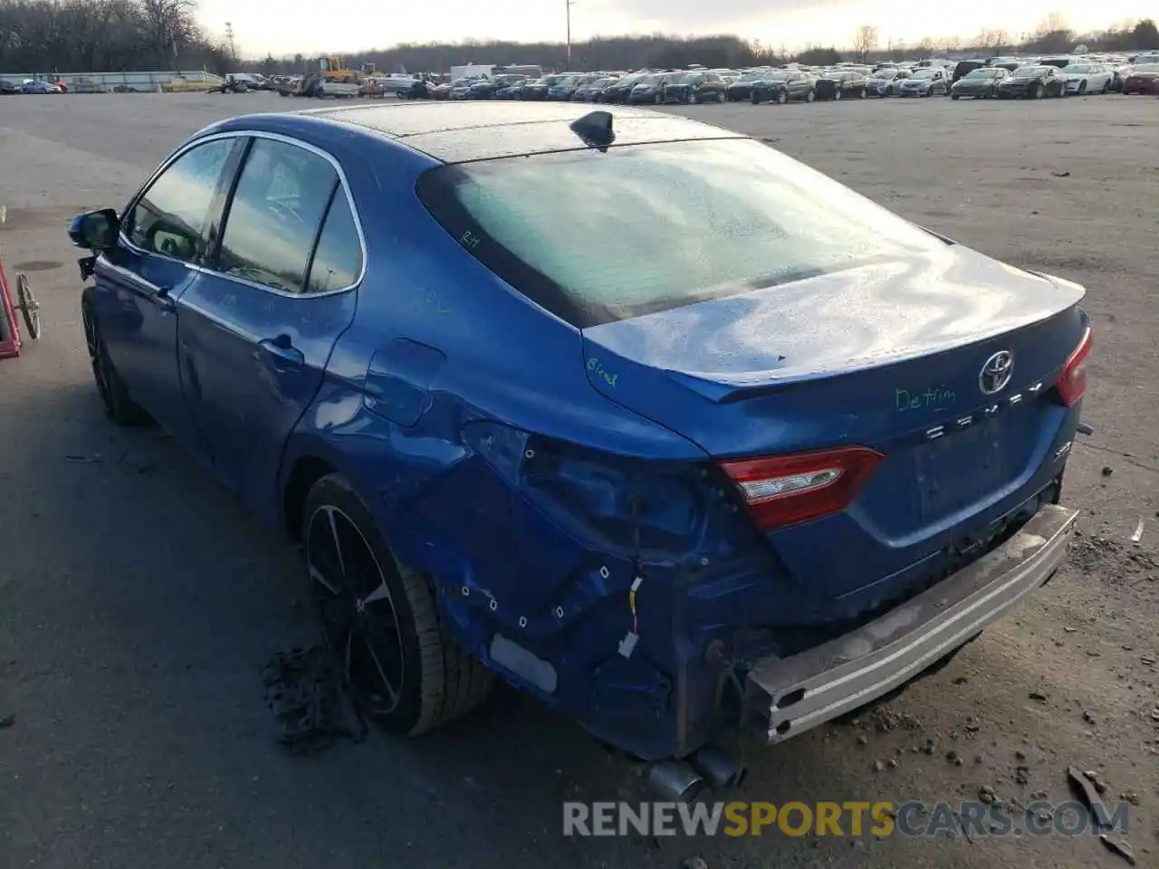 3 Photograph of a damaged car 4T1B61HK5KU190680 TOYOTA CAMRY 2019