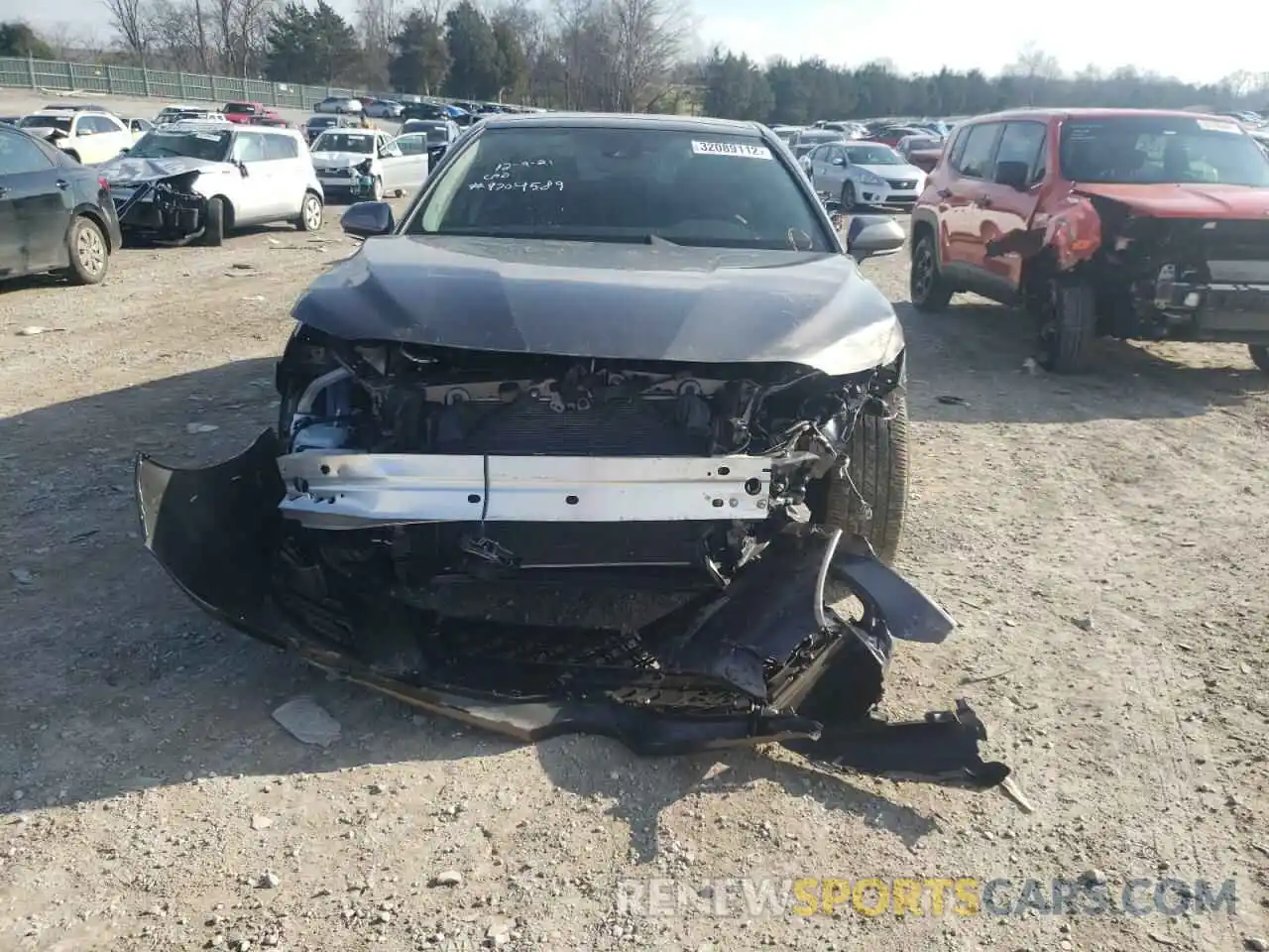 9 Photograph of a damaged car 4T1B61HK5KU195216 TOYOTA CAMRY 2019