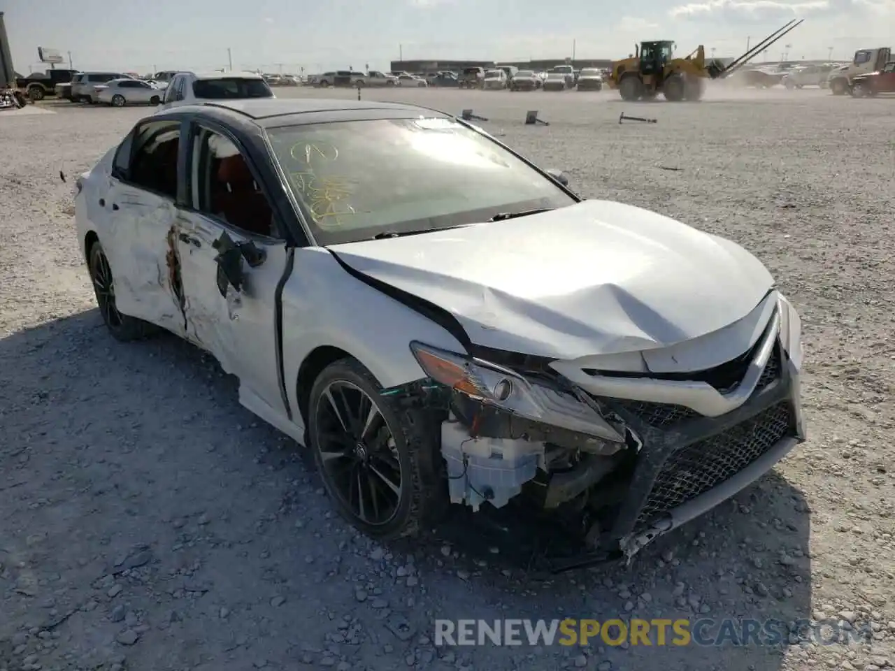 1 Photograph of a damaged car 4T1B61HK5KU201340 TOYOTA CAMRY 2019