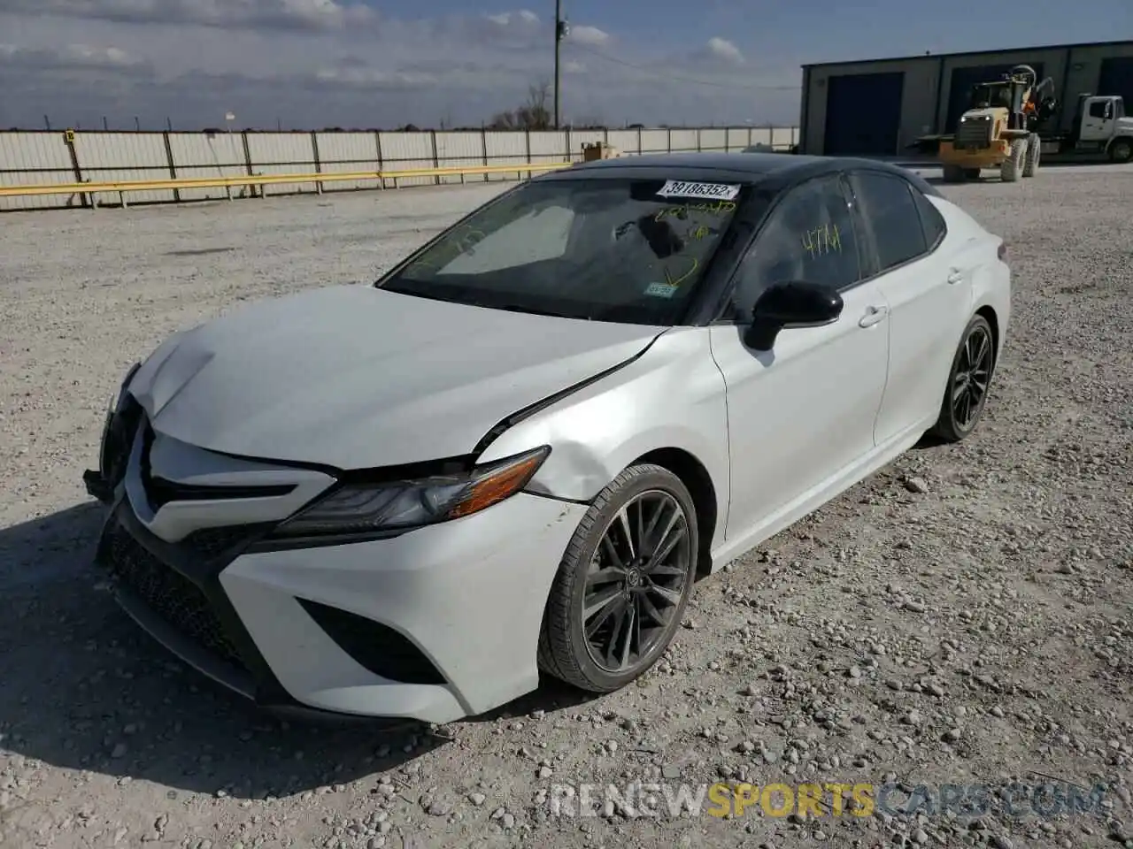 2 Photograph of a damaged car 4T1B61HK5KU201340 TOYOTA CAMRY 2019