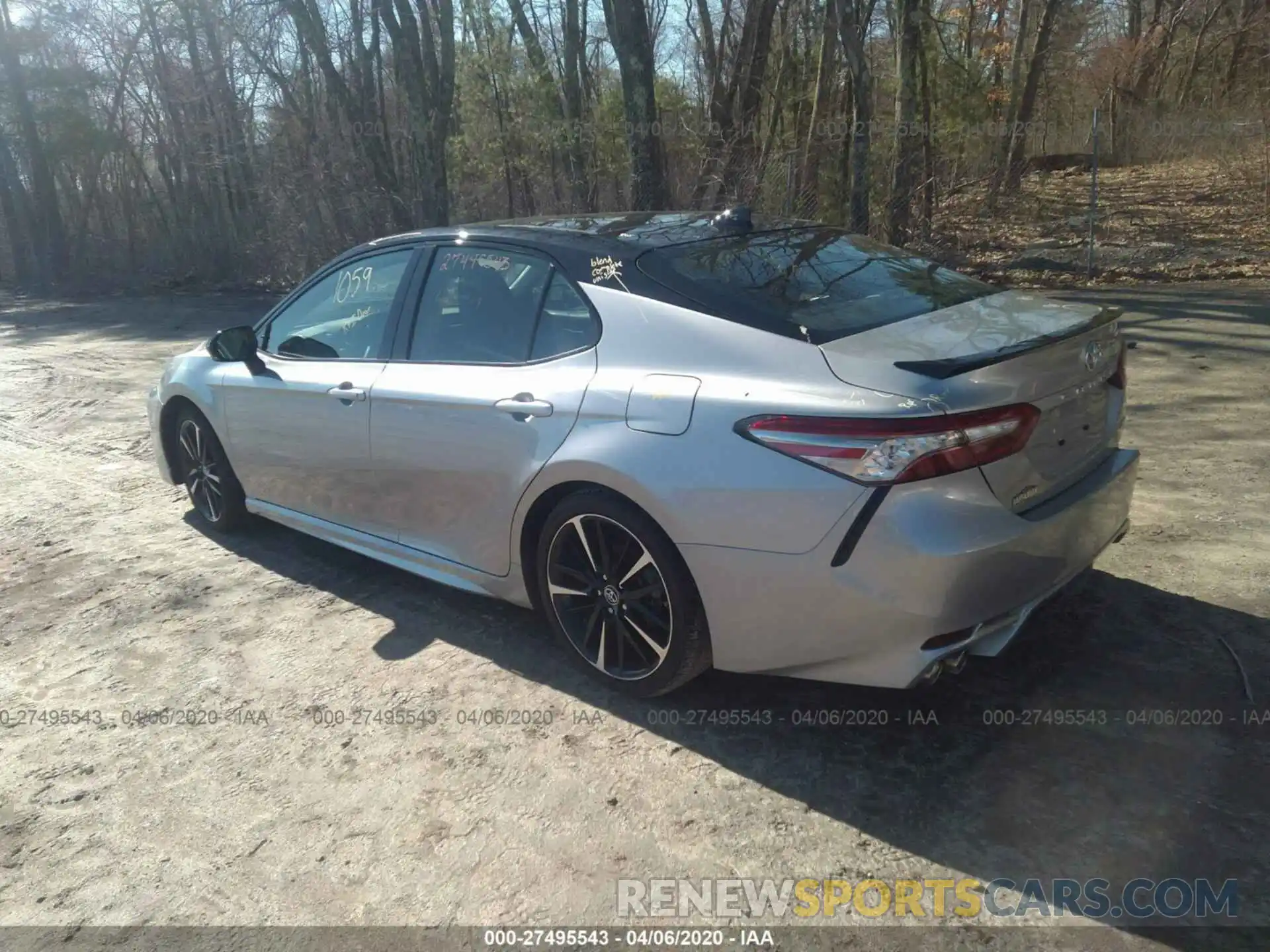 3 Photograph of a damaged car 4T1B61HK5KU203556 TOYOTA CAMRY 2019