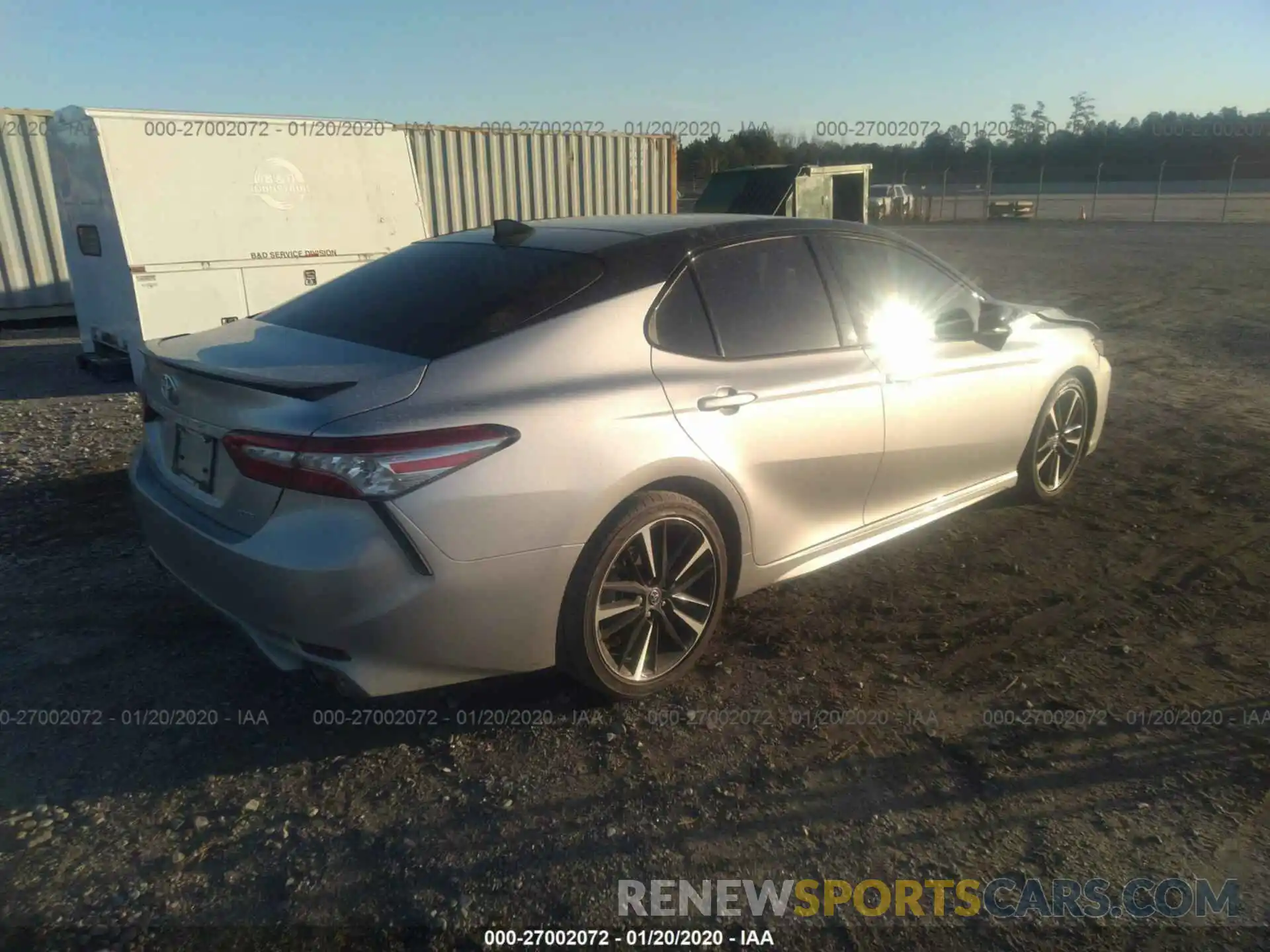 4 Фотография поврежденного автомобиля 4T1B61HK5KU209681 TOYOTA CAMRY 2019