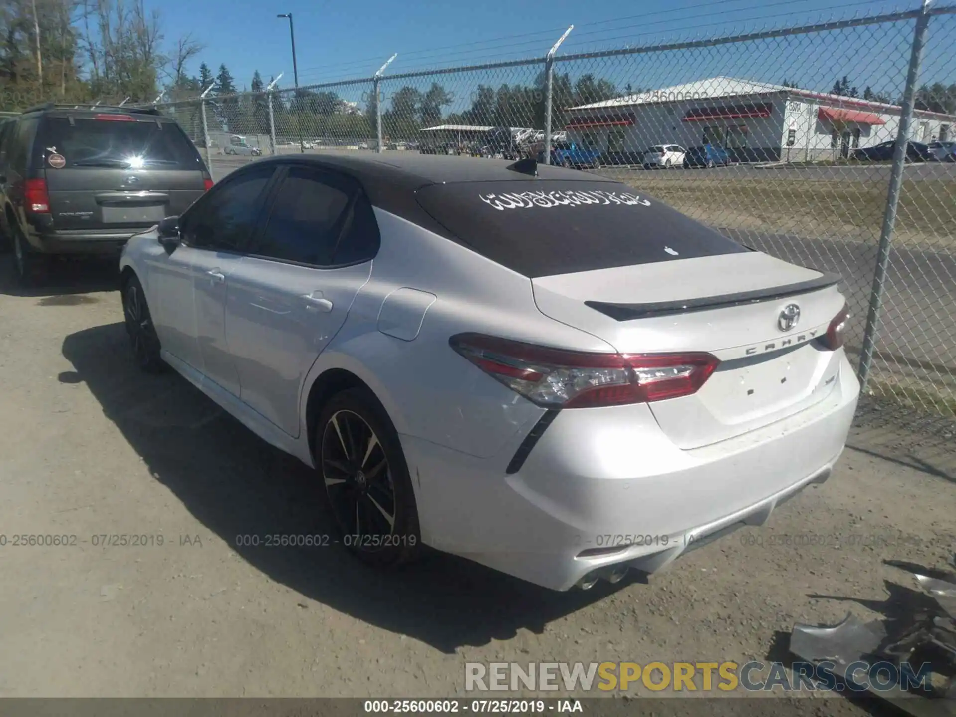 3 Photograph of a damaged car 4T1B61HK5KU214699 TOYOTA CAMRY 2019