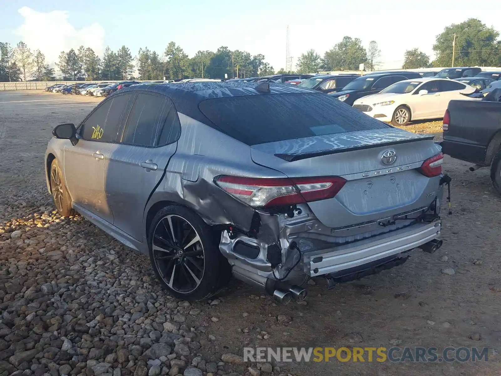 3 Photograph of a damaged car 4T1B61HK5KU233060 TOYOTA CAMRY 2019