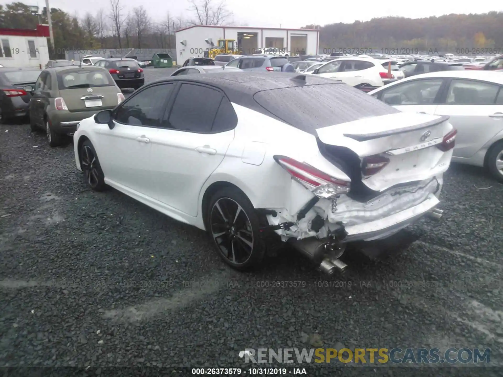 3 Photograph of a damaged car 4T1B61HK5KU236878 TOYOTA CAMRY 2019