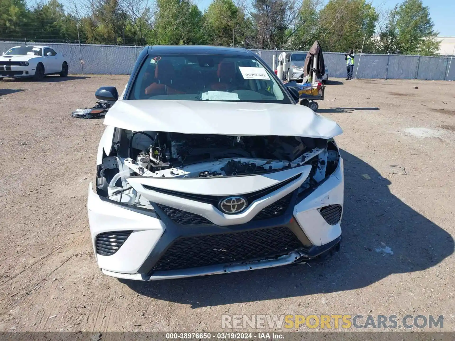 12 Photograph of a damaged car 4T1B61HK5KU238758 TOYOTA CAMRY 2019