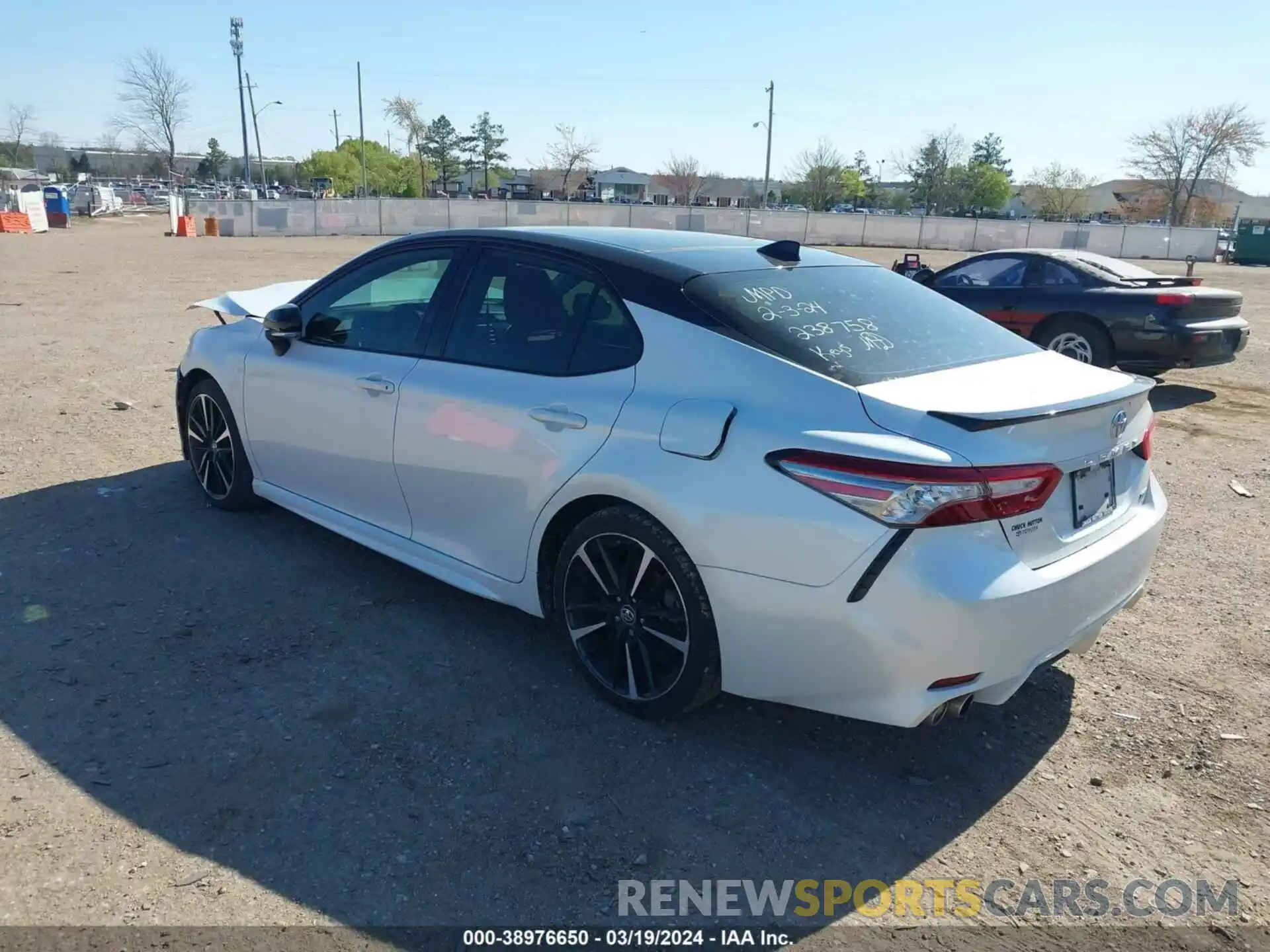 3 Photograph of a damaged car 4T1B61HK5KU238758 TOYOTA CAMRY 2019